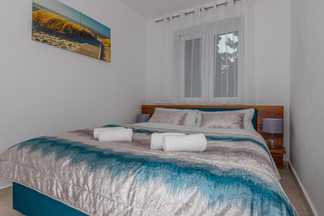 Apartmani Kecman Crikvenica Exterior foto