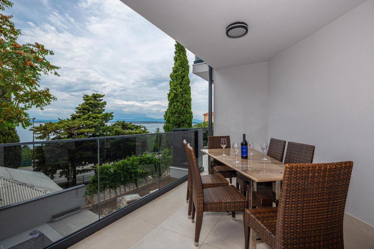 Apartmani Kecman Crikvenica Exterior foto