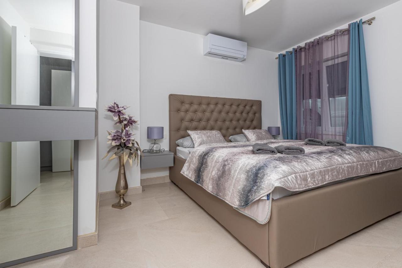 Apartmani Kecman Crikvenica Exterior foto